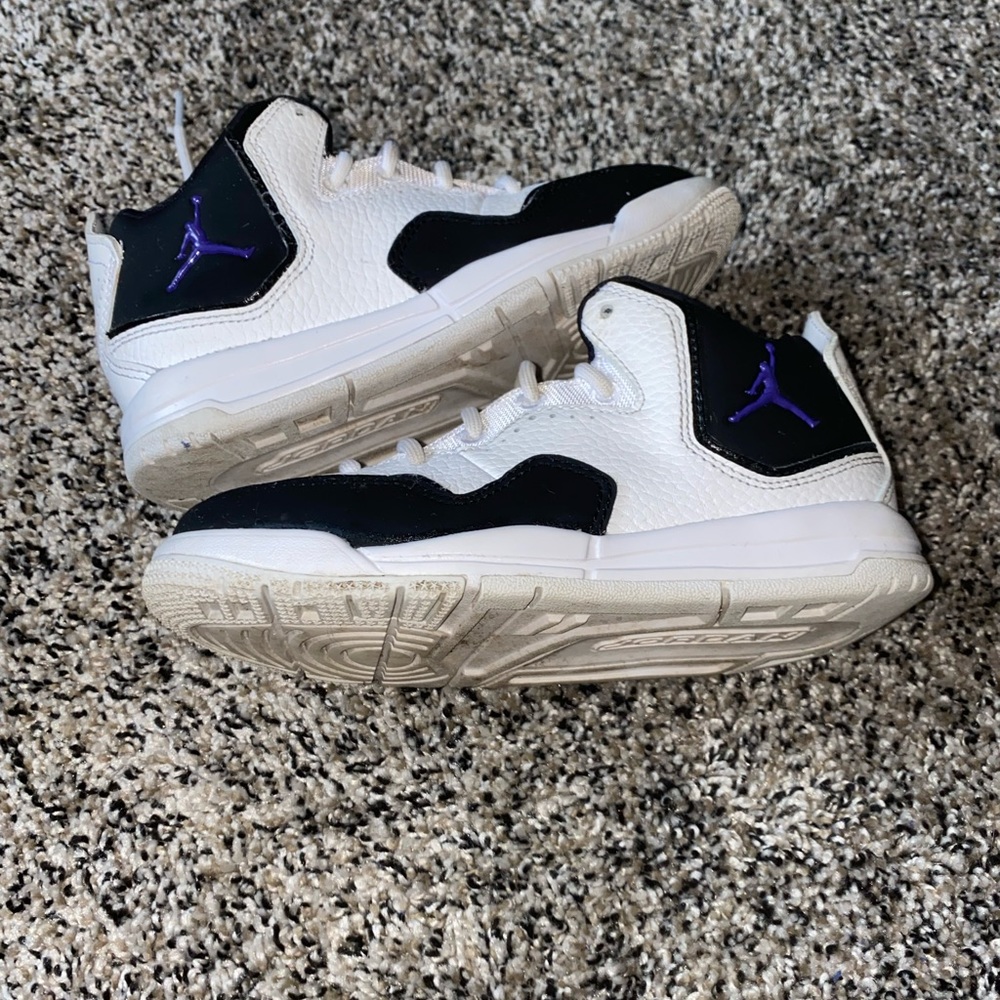 Retro youth jordan- Please read description! ☺️